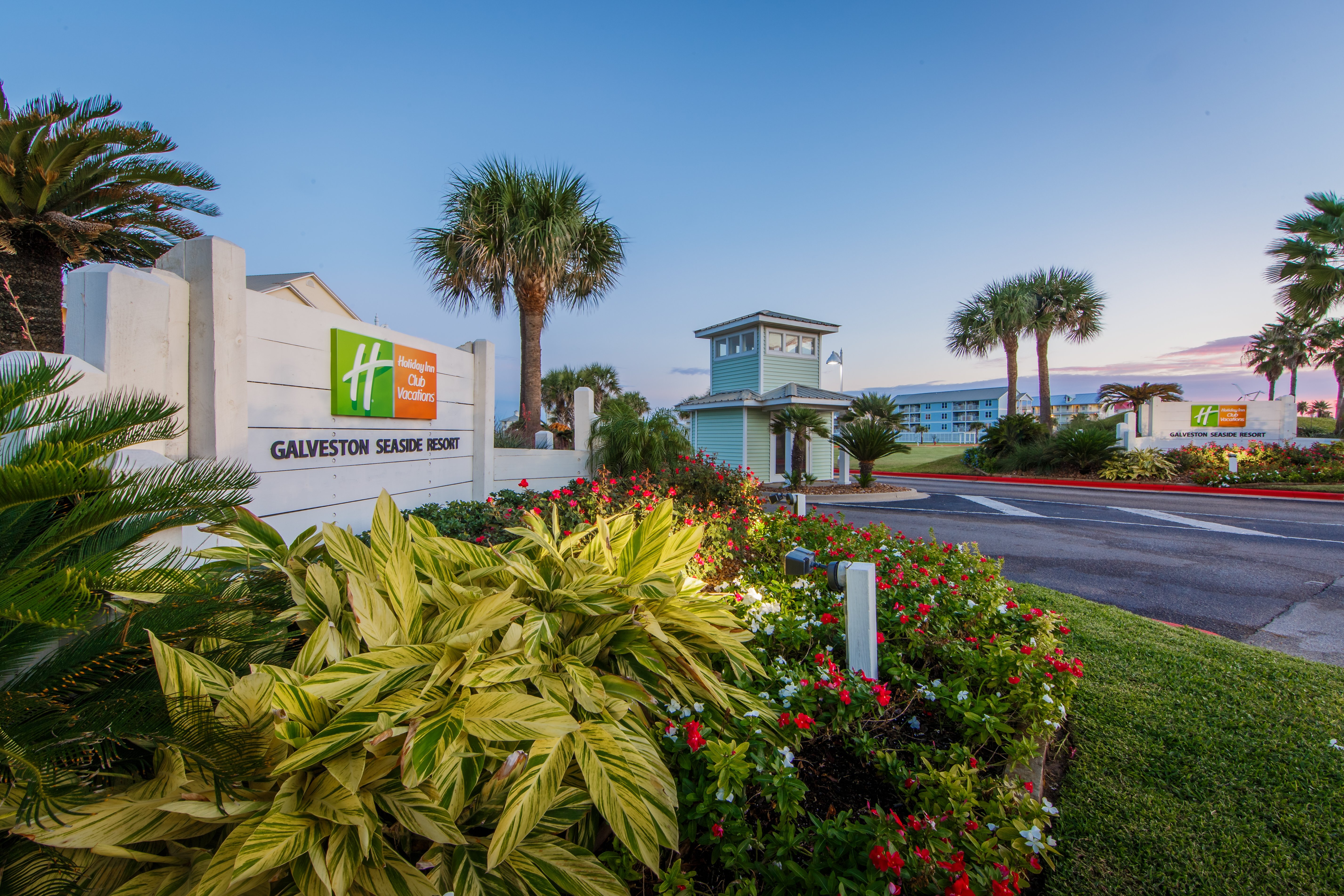 HOLIDAY INN CLUB VACATIONS GALVESTON SEASIDE RESORT $139 ($̶1̶7̶4̶ ...