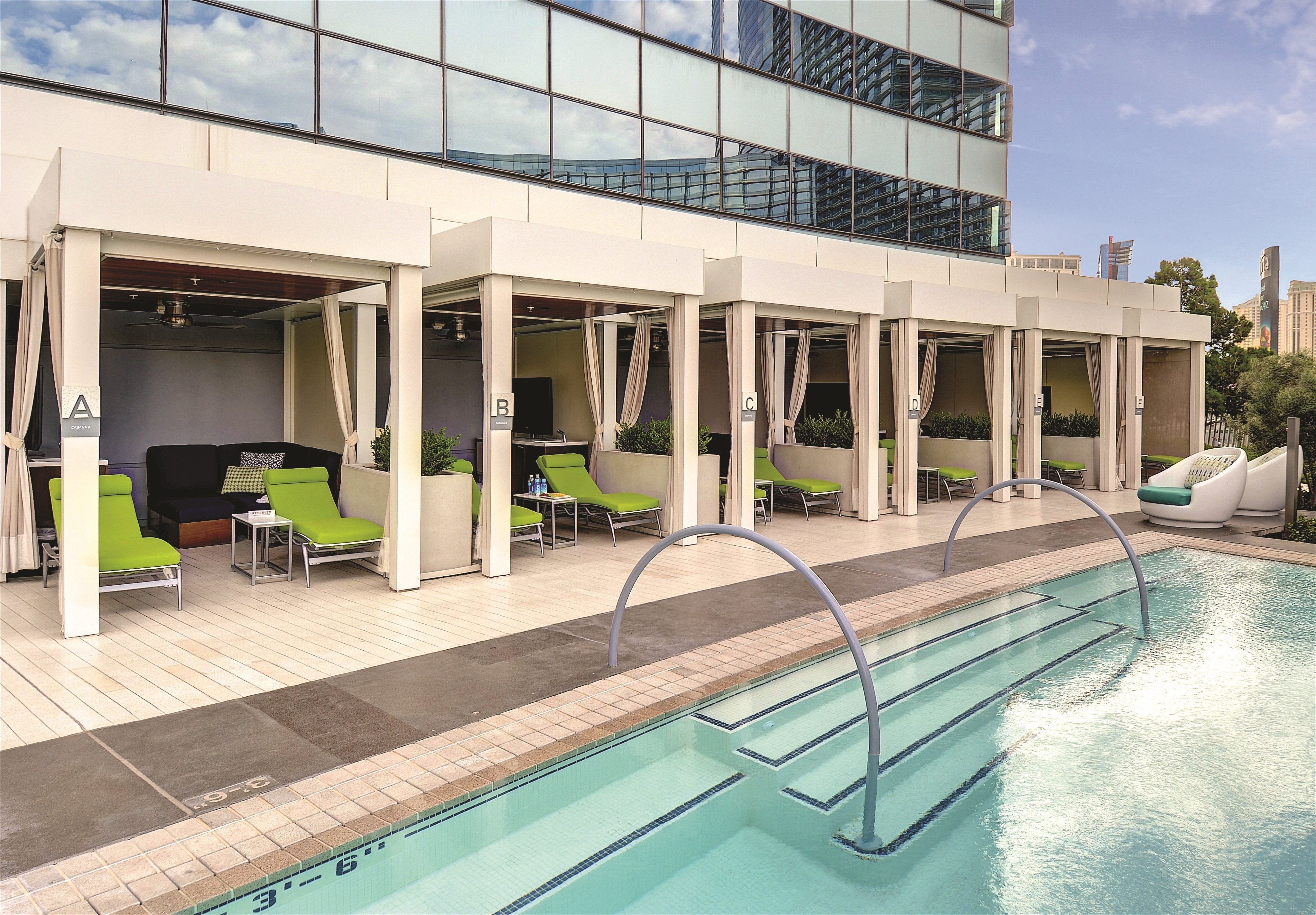 Vdara Hotel & Spa Pool Pictures & Reviews - Tripadvisor