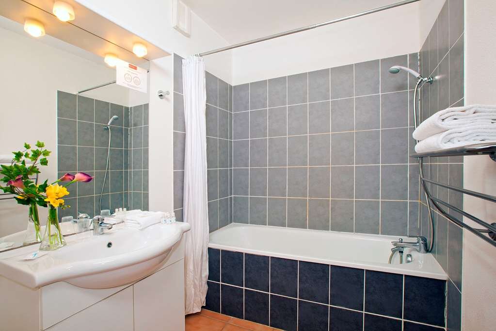 Hotel photo 72 of CERISE Carcassonne Sud.