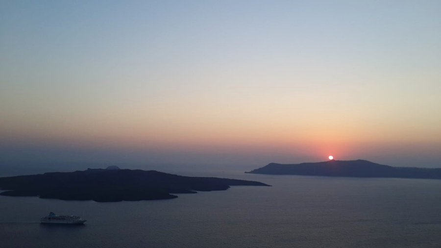SUNSET in Oia Santorini 