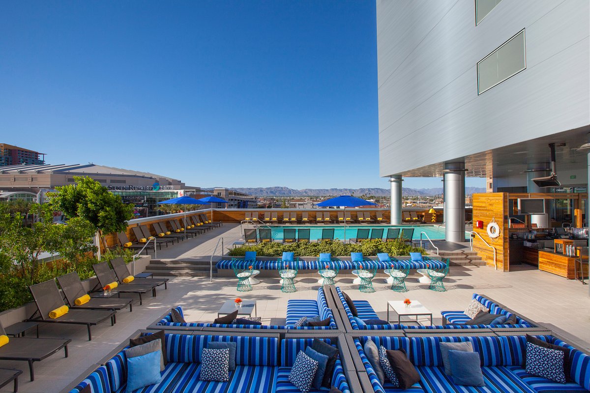 A boutique, 4-star in CityScape - in the heart of downtown Phoenix. Their rooftop pool is neat with a great view of the city. Note: Description and Image are Courtesy of TripAdvisor