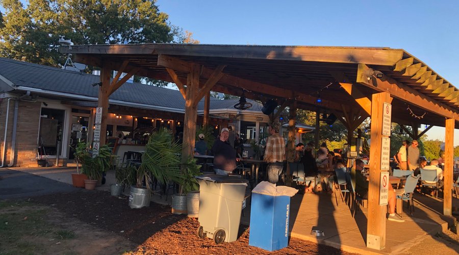 Island Time Bar & Grill