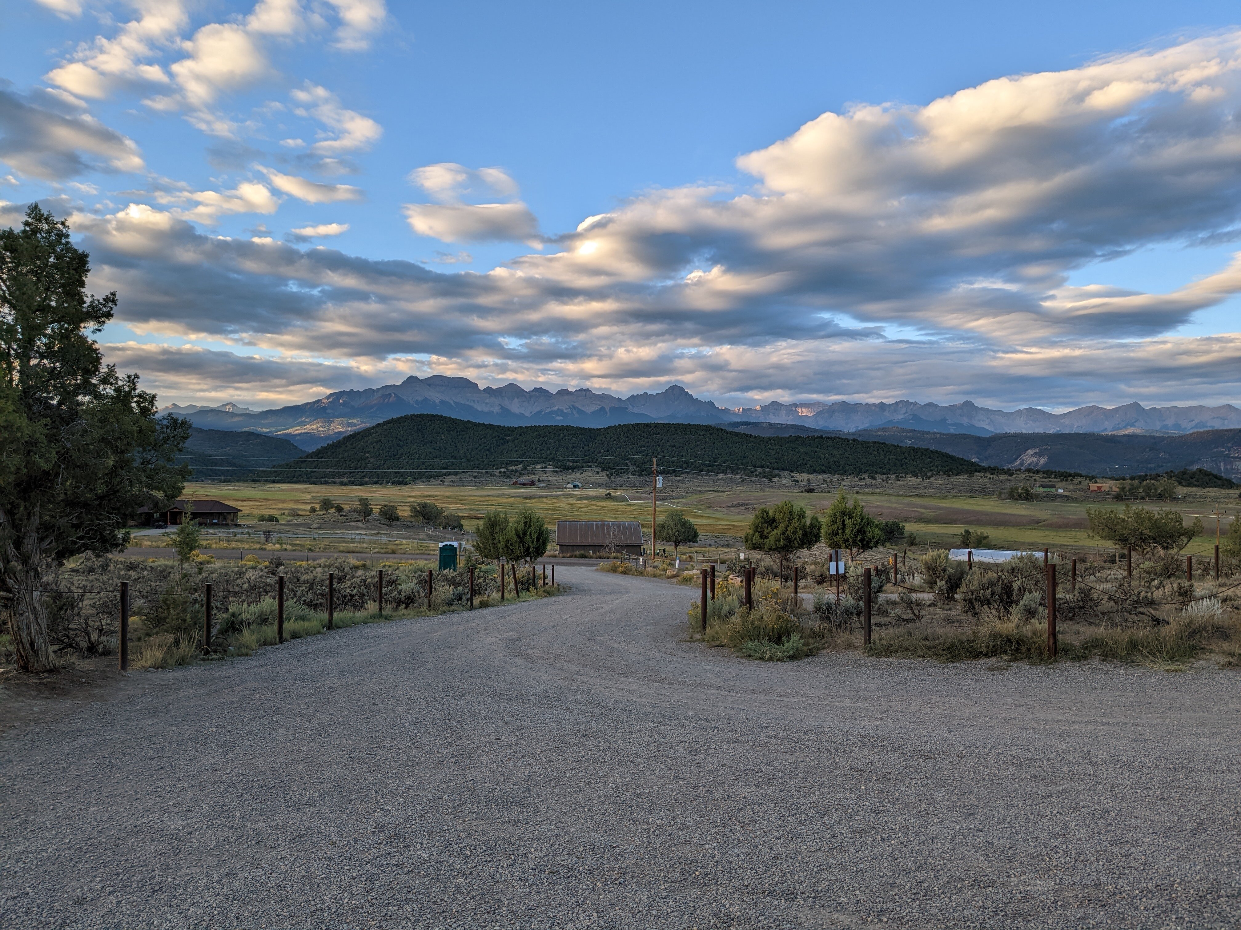 RIDGWAY AREA TRAILS Ce Qu Il Faut Savoir Pour Votre Visite Avec   The Parking Lot And Toilet 