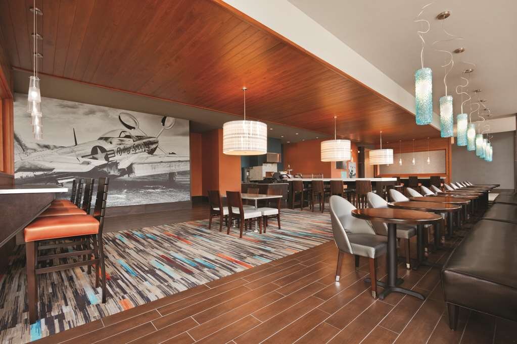 Hotel photo 58 of Embassy Suites by Hilton Knoxville West.