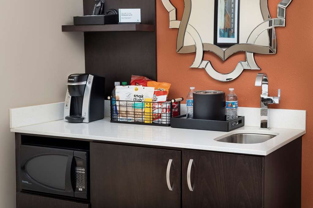 Hotel photo 56 of Embassy Suites by Hilton Knoxville West.