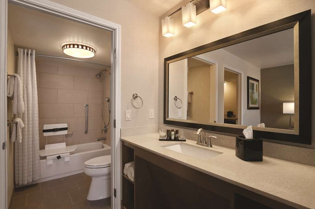 Hotel photo 88 of Embassy Suites by Hilton Corpus Christi.