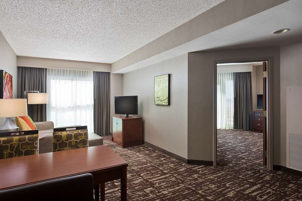 Hotel photo 43 of Embassy Suites by Hilton Dallas Frisco Hotel & Convention Center.