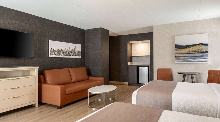 Guest room