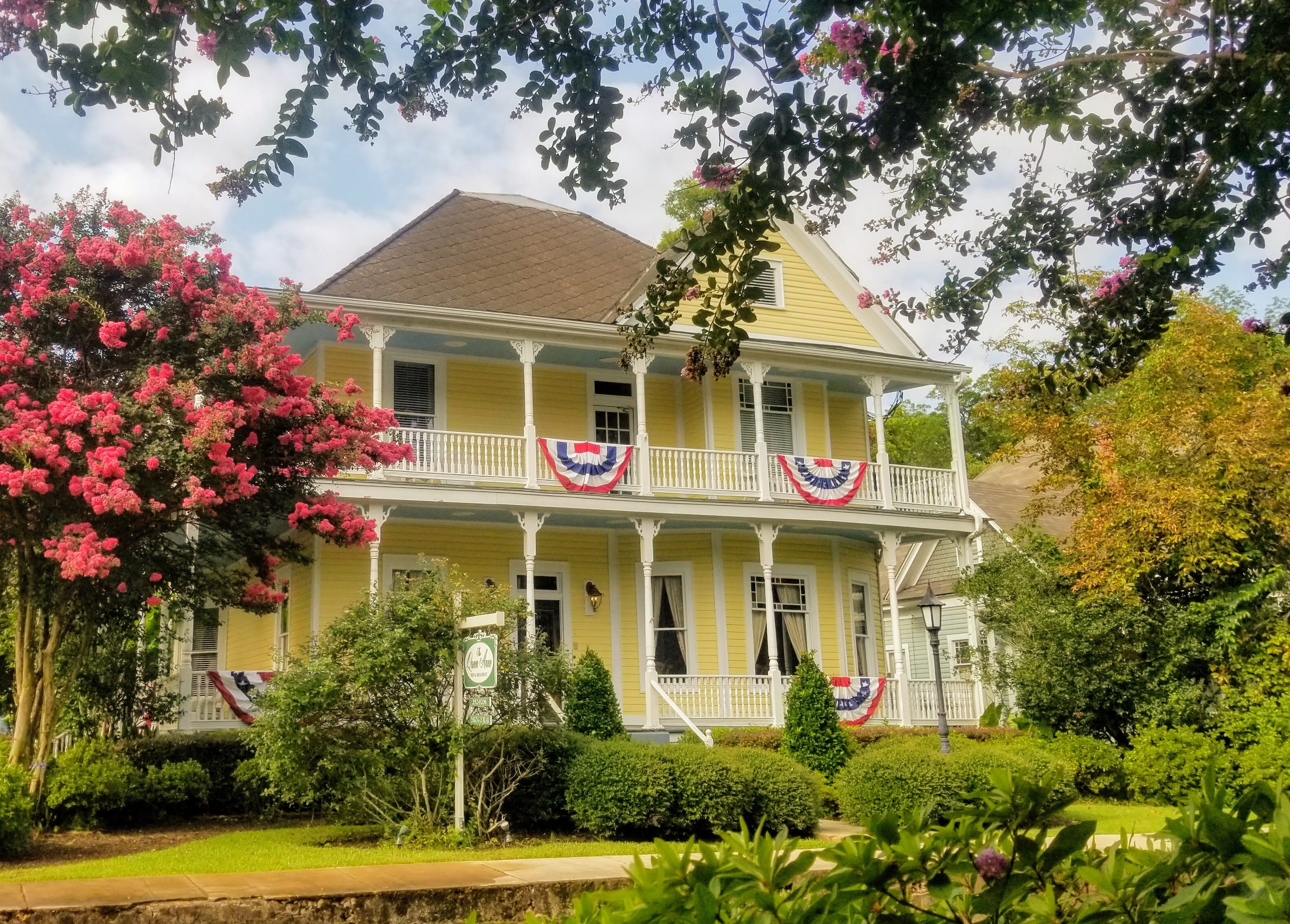 THE QUEEN ANNE BED & BREAKFAST - Updated 2024 Prices & B&B Reviews ...