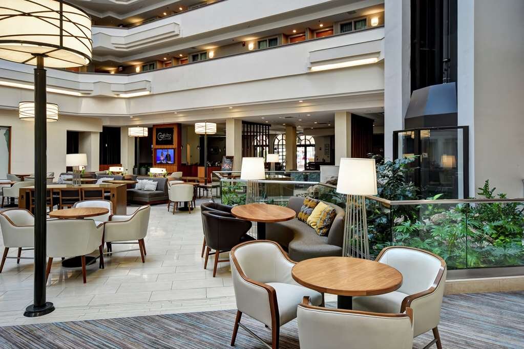 EMBASSY SUITES BY HILTON GREENVILLE GOLF RESORT CONFERENCE CENTER   Lobby 