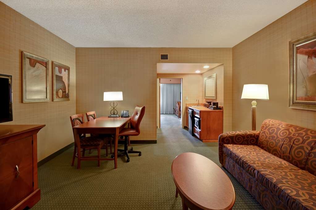 Hotel photo 98 of Embassy Suites by Hilton Hot Springs Hotel & Spa.