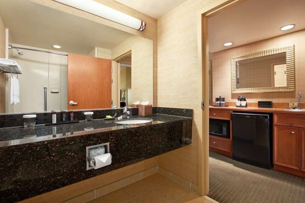 Hotel photo 103 of Embassy Suites by Hilton Hot Springs Hotel & Spa.