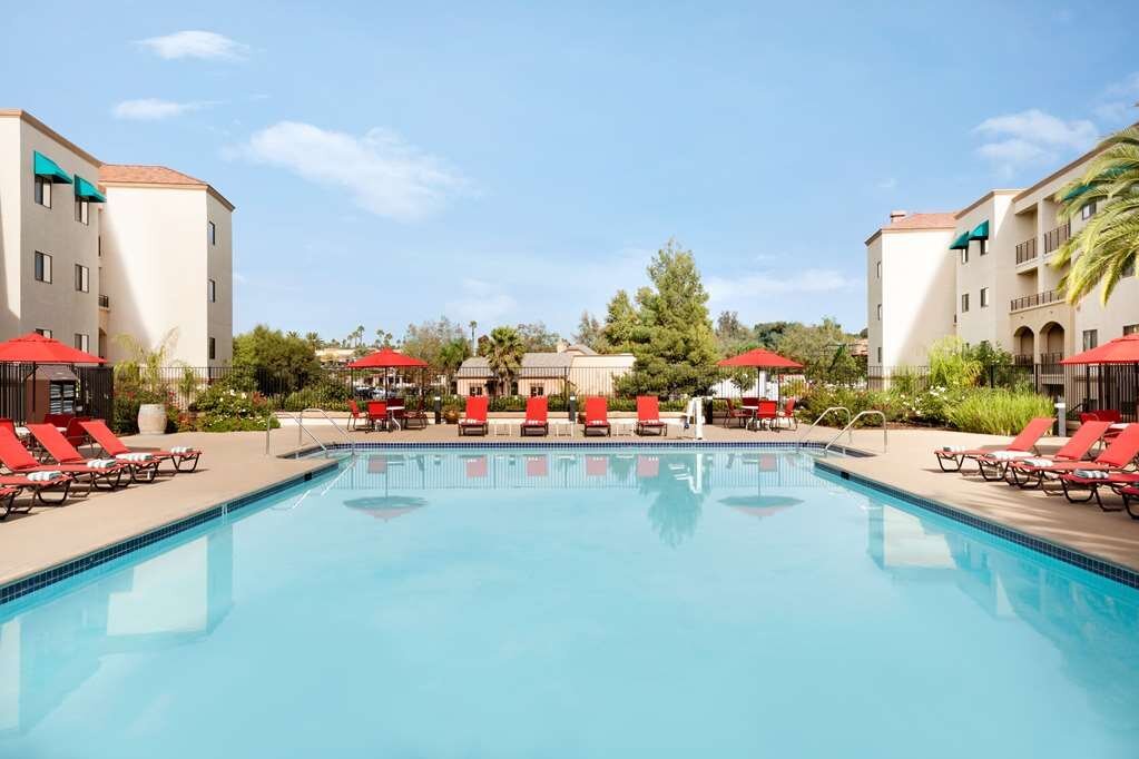 Embassy Suites by Hilton Temecula Valley Wine Country Pool Pictures ...