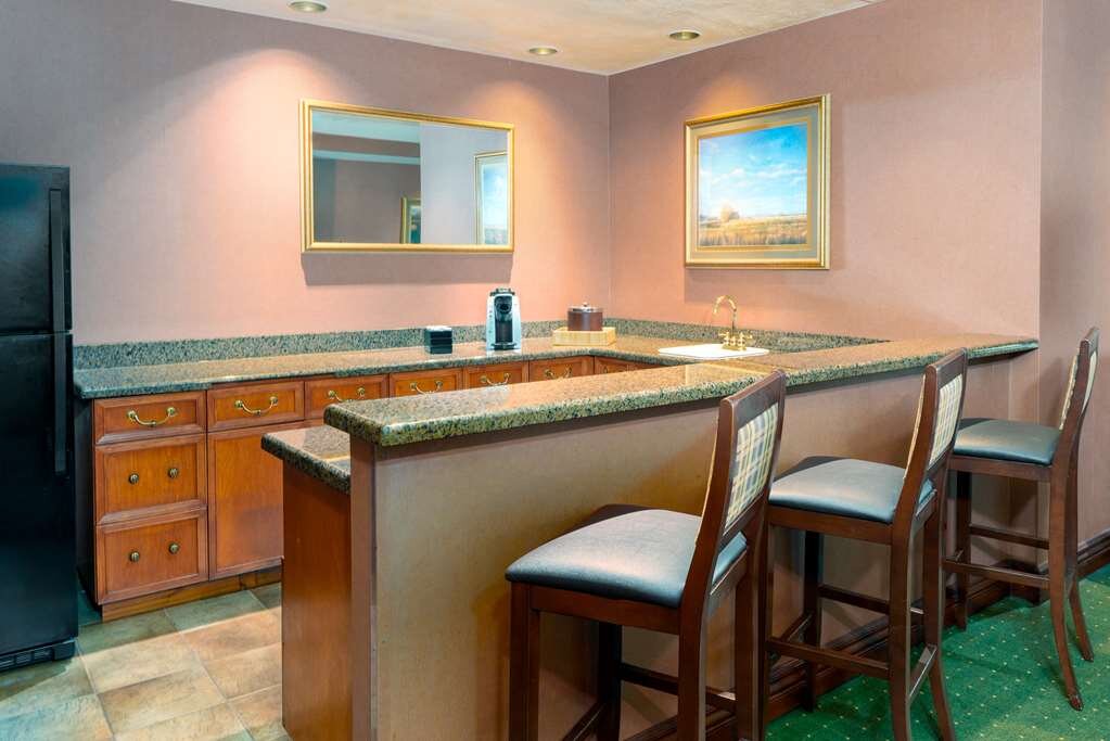 Hotel photo 89 of Embassy Suites by Hilton Lincoln.