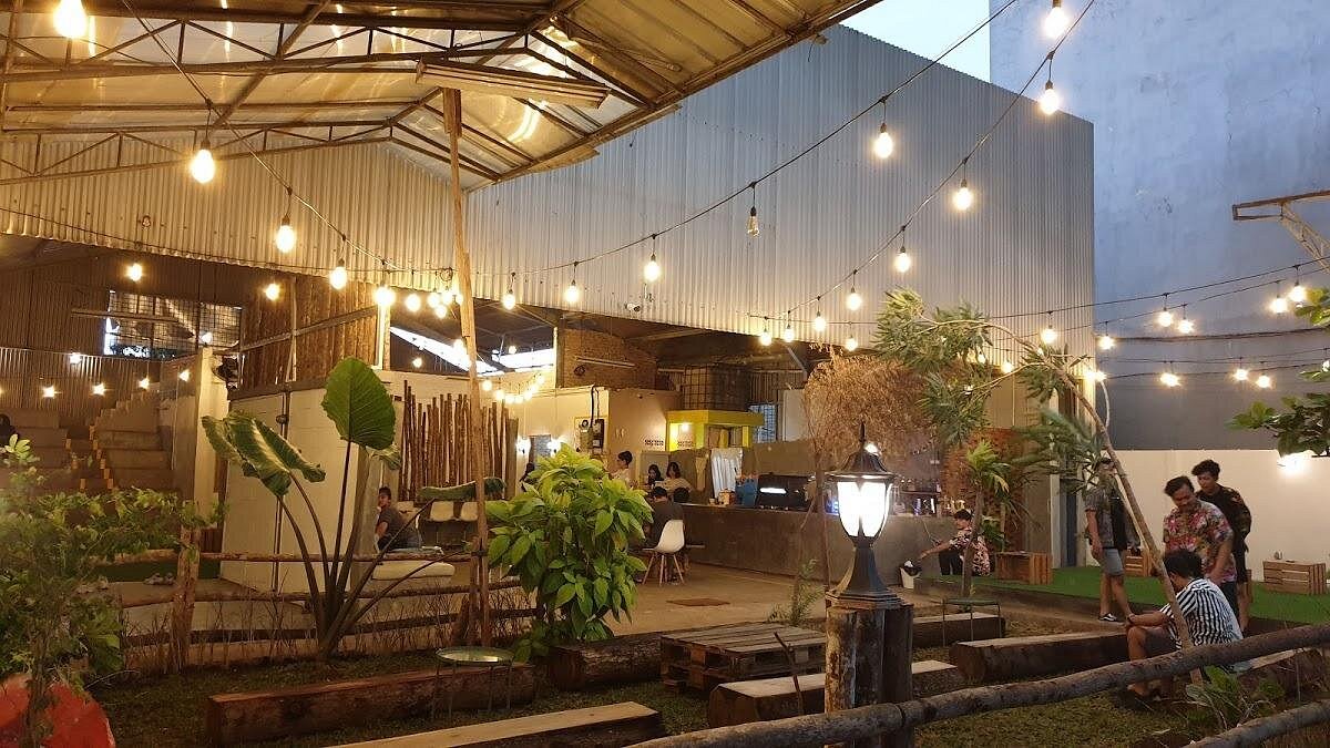 MASALALU CAFE PEKAYON - COFFEE SHOP, Bekasi - Menu, Prices & Restaurant  Reviews - Tripadvisor