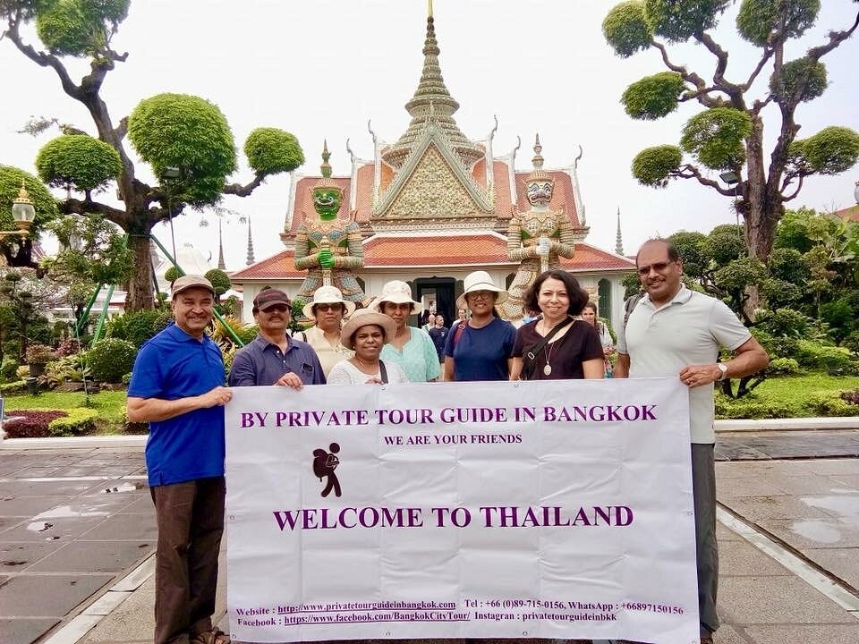 personal tour guide in bangkok