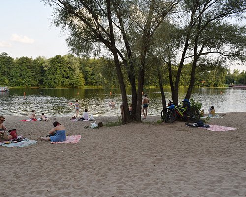 Центральный пляж липецк камера. Пляж Липецк Нижний парк. Центральный пляж Липецк. Центральный пляж Липецк фото. Пляж Политехник Липецк.