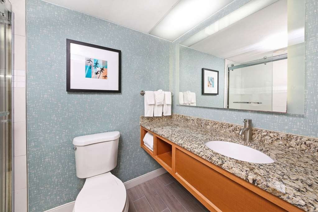 Hotel photo 54 of DoubleTree by Hilton Hotel Virginia Beach.