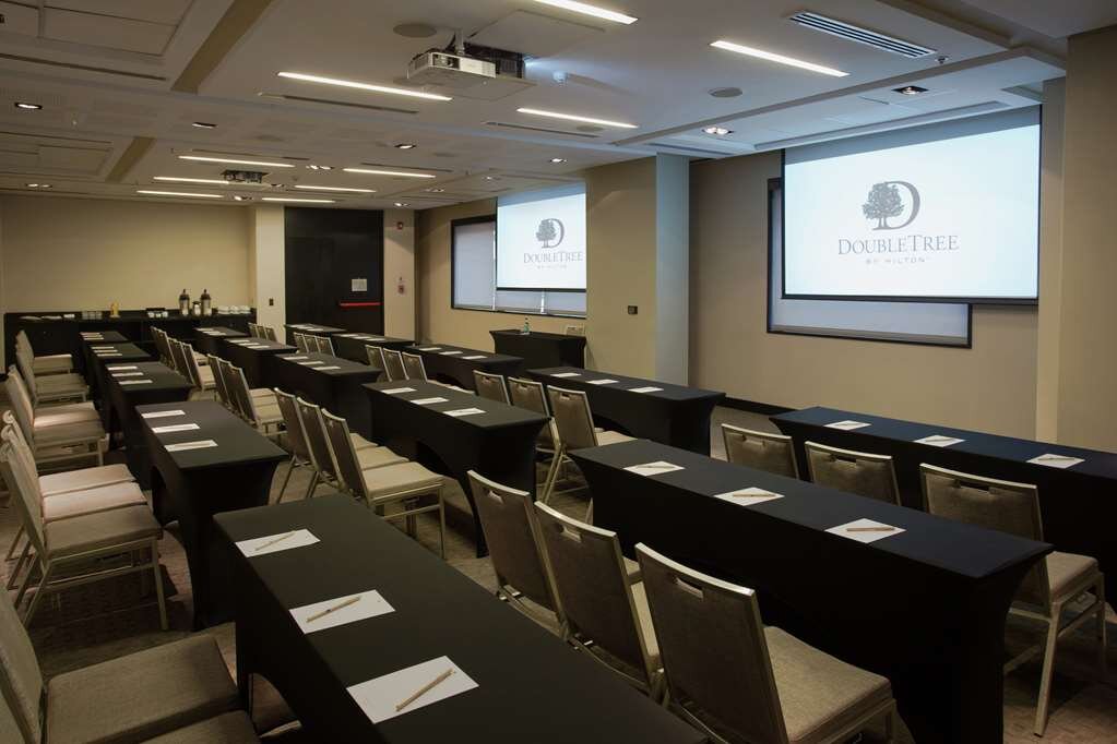 Hotel photo 2 of DoubleTree by Hilton Hotel Santiago - Vitacura.
