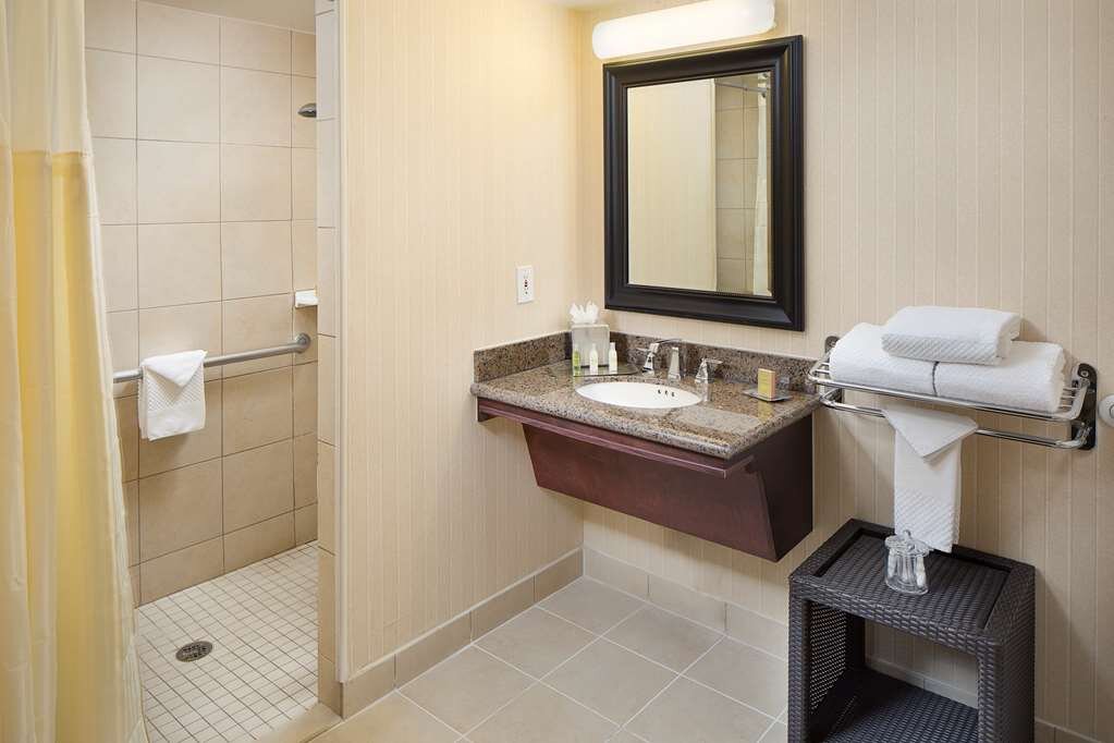 Hotel photo 101 of DoubleTree by Hilton Hotel Los Angeles - Commerce.