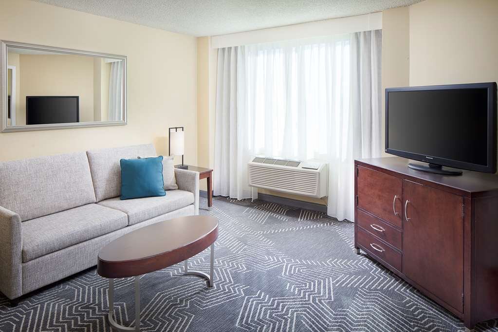 Hotel photo 95 of DoubleTree by Hilton Hotel Los Angeles - Commerce.