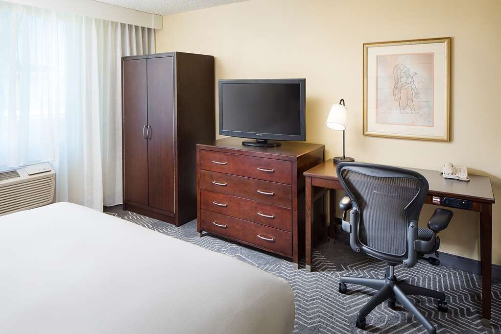 Hotel photo 98 of DoubleTree by Hilton Hotel Los Angeles - Commerce.
