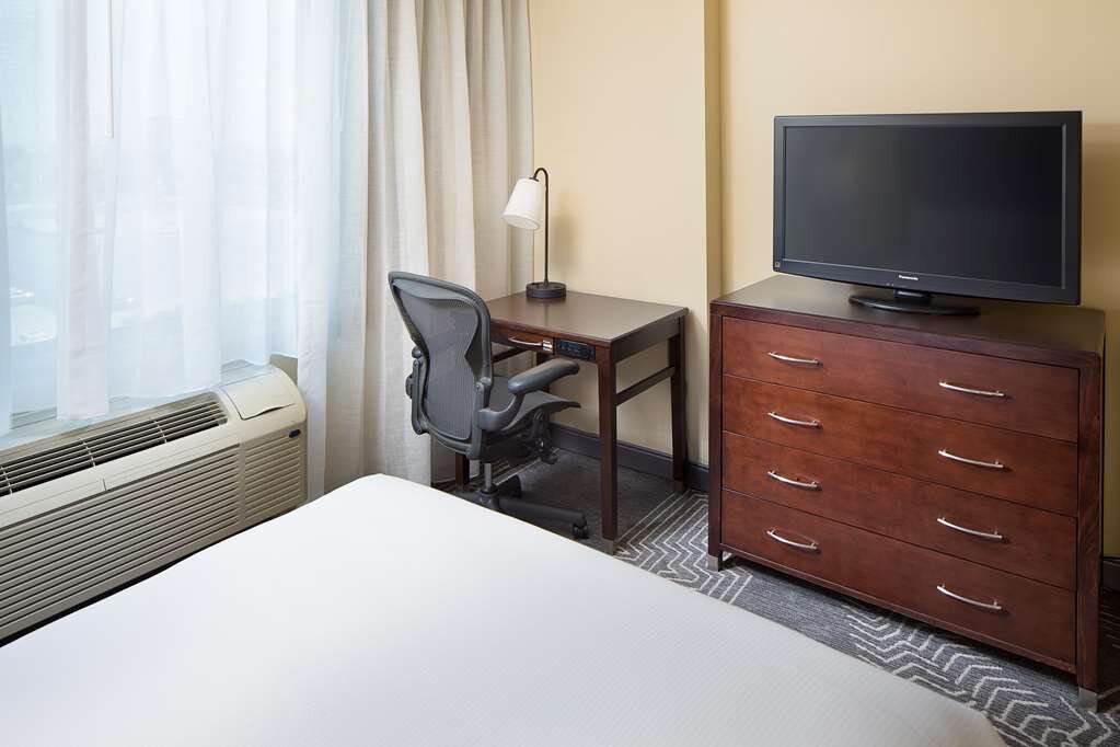 Hotel photo 90 of DoubleTree by Hilton Hotel Los Angeles - Commerce.