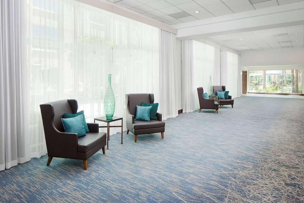 Hotel photo 104 of DoubleTree by Hilton Hotel Los Angeles - Commerce.