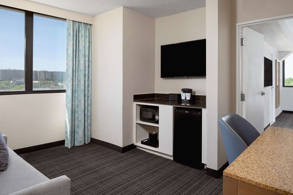 Hotel photo 62 of Embassy Suites by Hilton Tampa Airport Westshore.