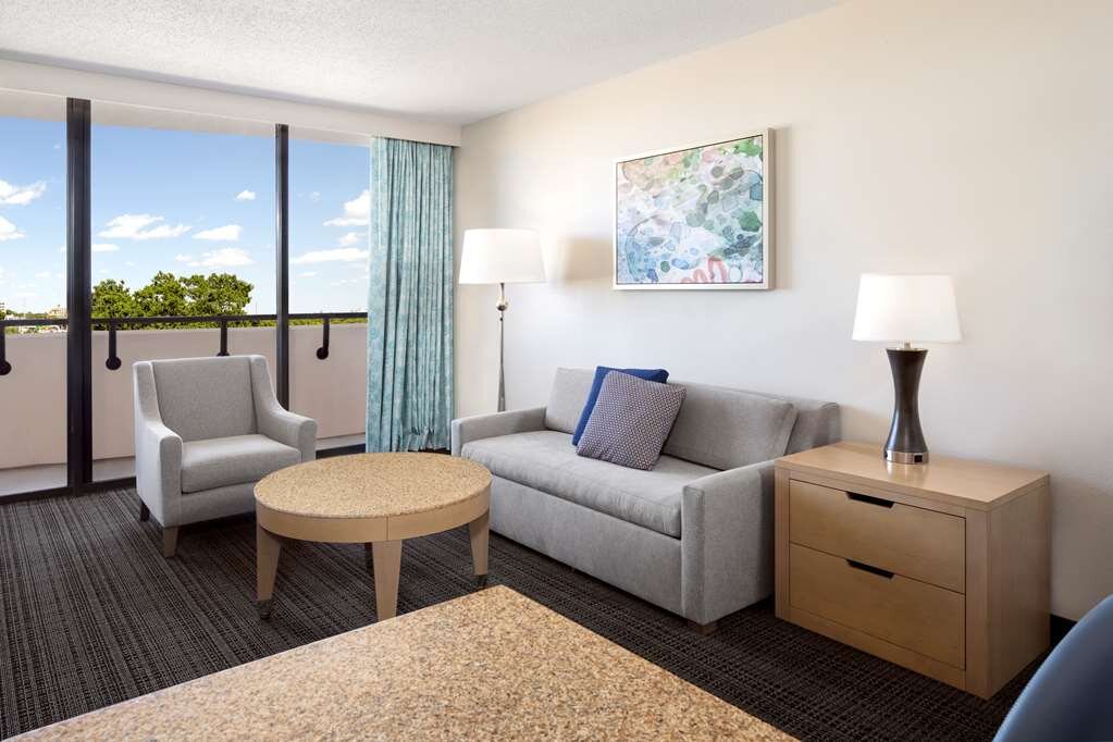 Hotel photo 58 of Embassy Suites by Hilton Tampa Airport Westshore.