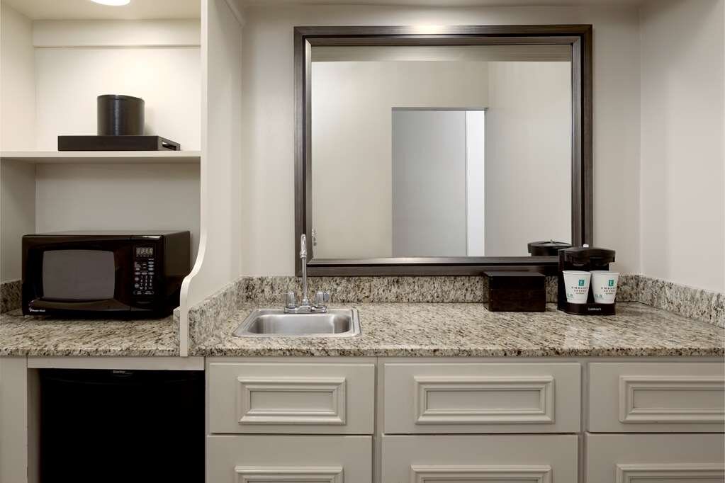 Hotel photo 47 of Embassy Suites by Hilton Tampa Airport Westshore.