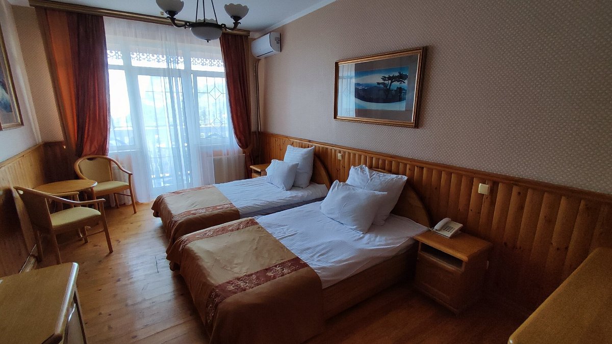 HOTEL GOSTINIY DVOR KNYAZ GOLITSYN (Новый Свет) - отзывы и фото -  Tripadvisor