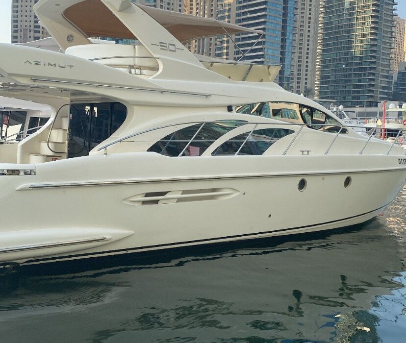 gold's yacht dubai reviews