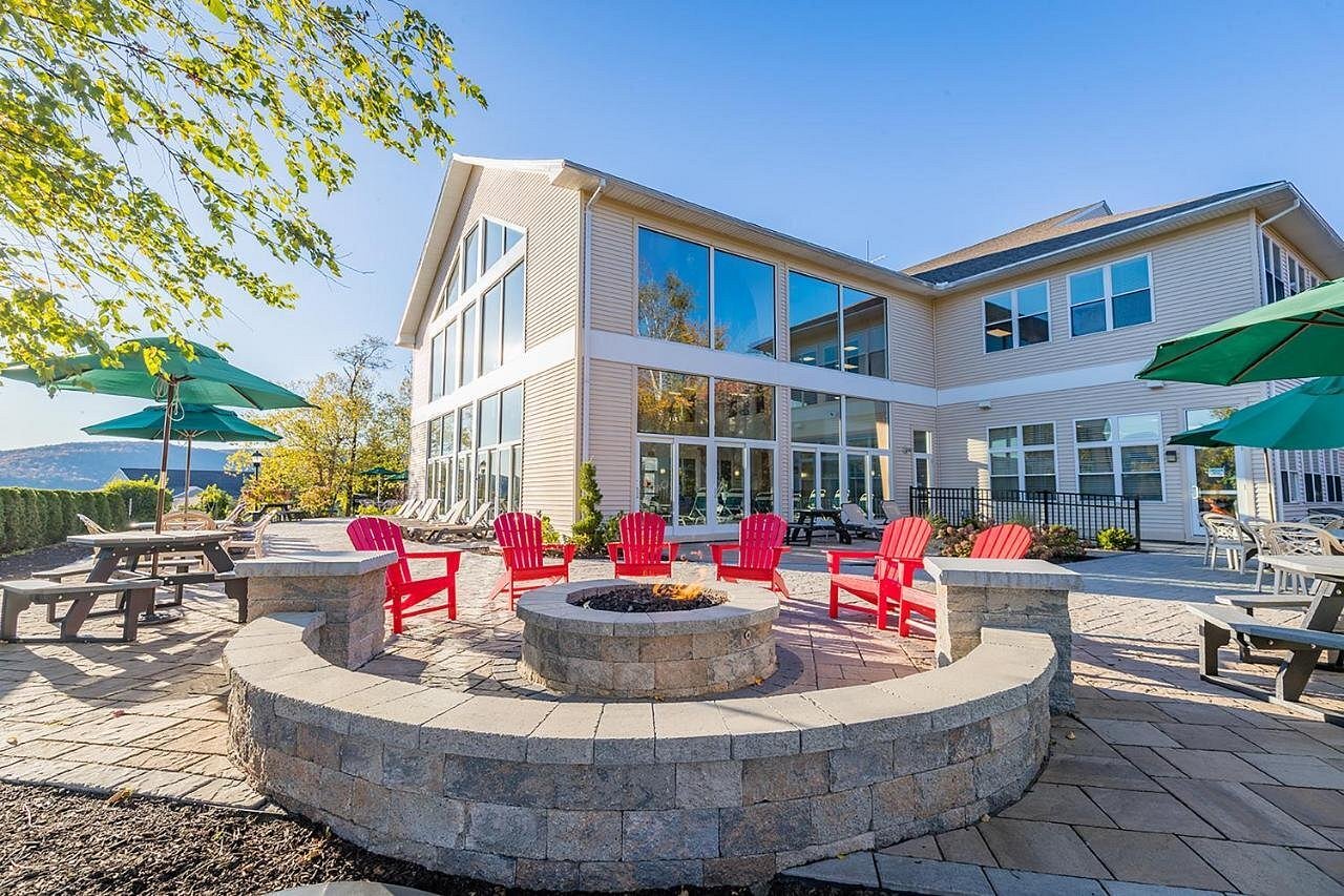 VACATION VILLAGE IN THE BERKSHIRES Updated 2023 Prices & Hotel