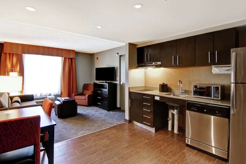 Hotel photo 42 of Homewood Suites by Hilton Ajax, Ontario, Canada.