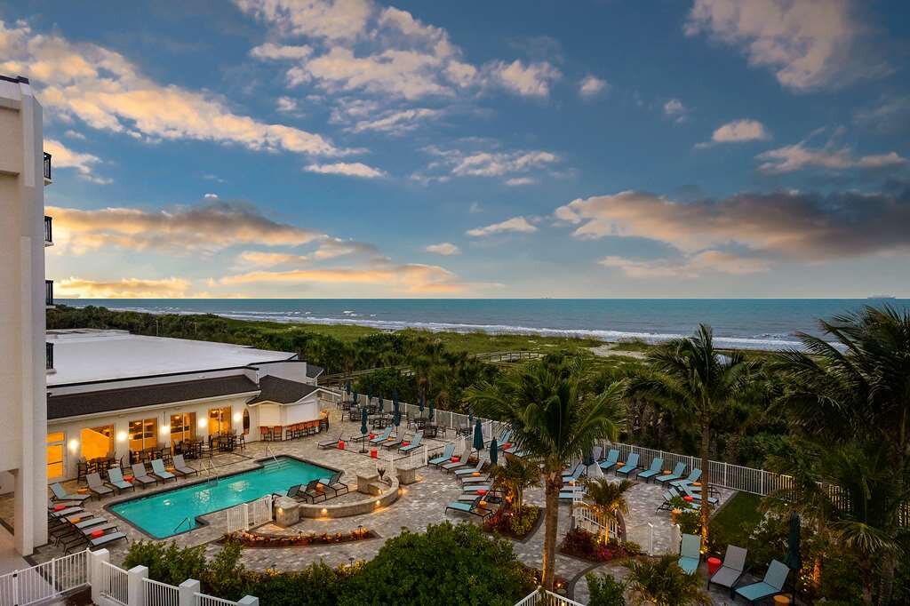 HILTON GARDEN INN COCOA BEACH OCEANFRONT 191 2 3 1 Updated 2022   Pool 