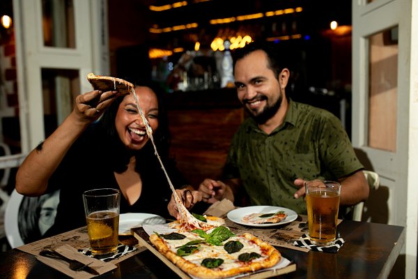 10 Best Places In Playa del Carmen For Delicious Pizza and Italian