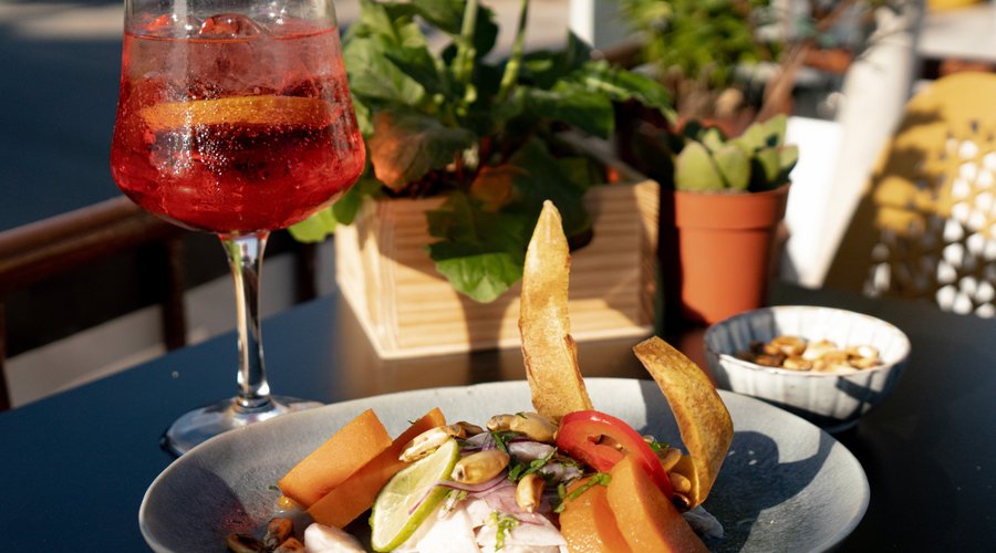 ceviche e aperol spritz