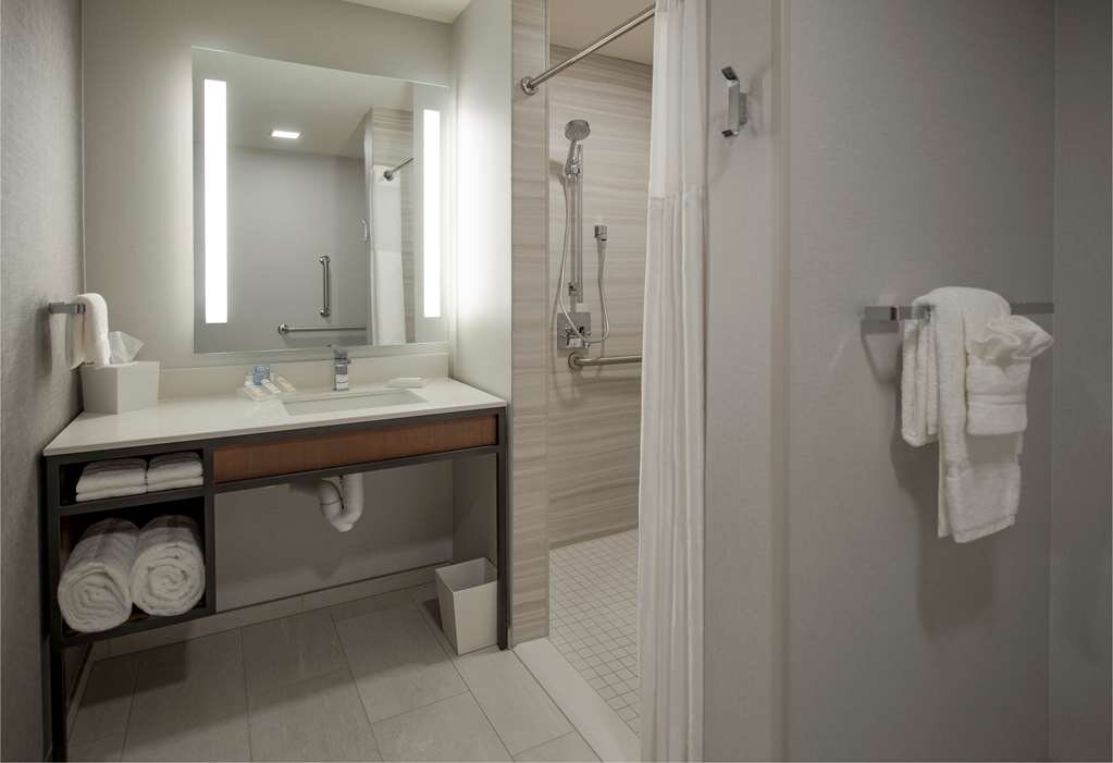 Hotel photo 7 of Hilton Garden Inn Wausau.