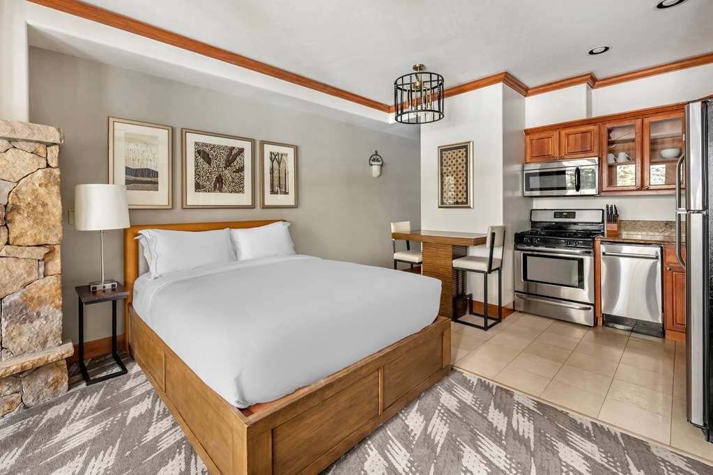Hotel photo 8 of Hilton Grand Vacations Club Valdoro Mountain Lodge Breckenridge.