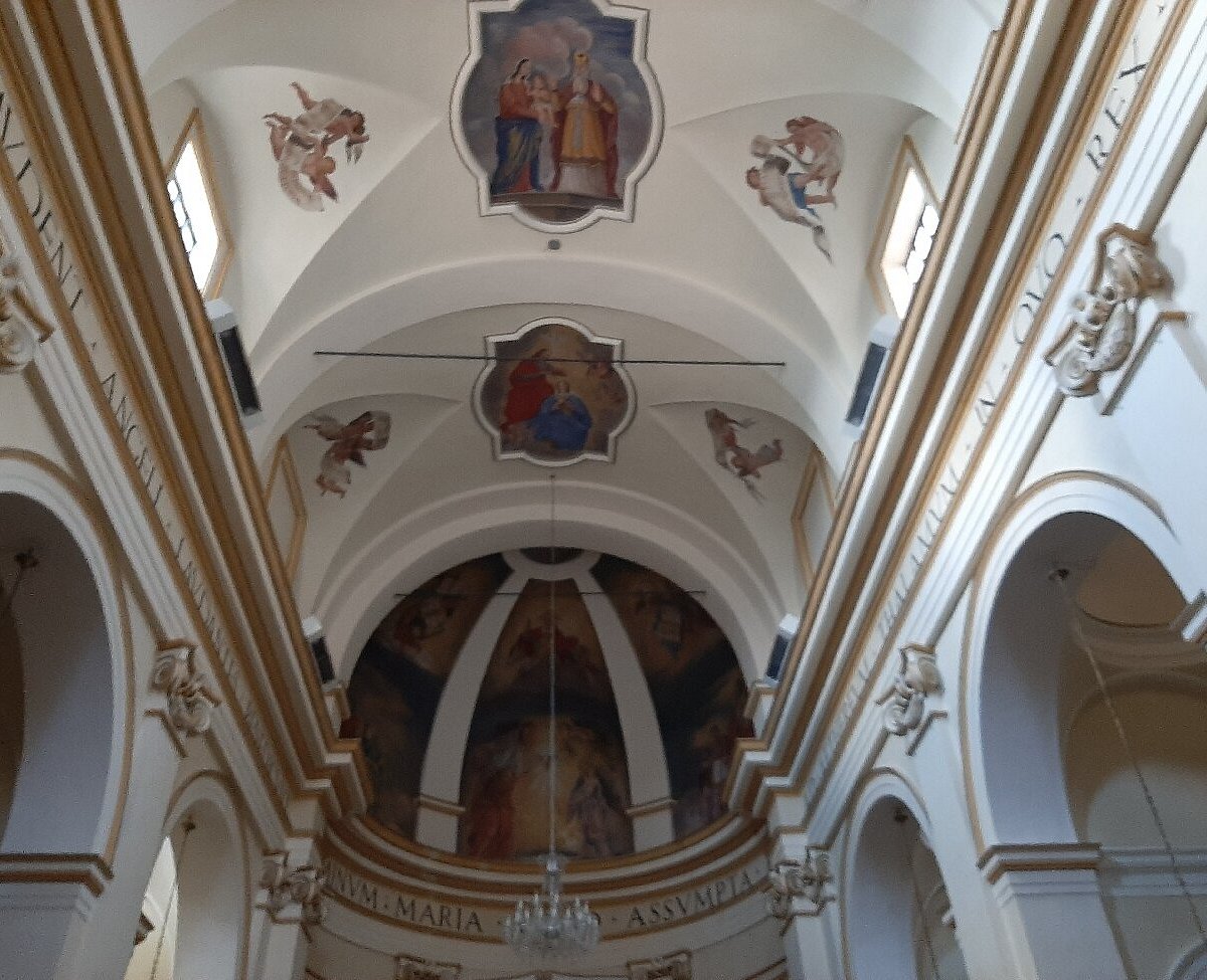 Chiesa Parrocchiale Della Santissima Vergine Assunta CHIESA PARROCCHIALE DELLA BEATA MARIA VERGINE ASSUNTA IN CIELO: Tutto
