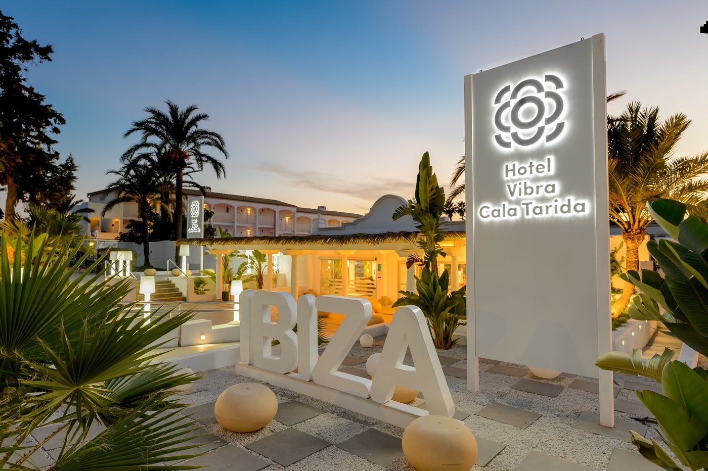 Hotel Vibra Cala Tarida (au$100): 2022 Prices & Reviews (spain 