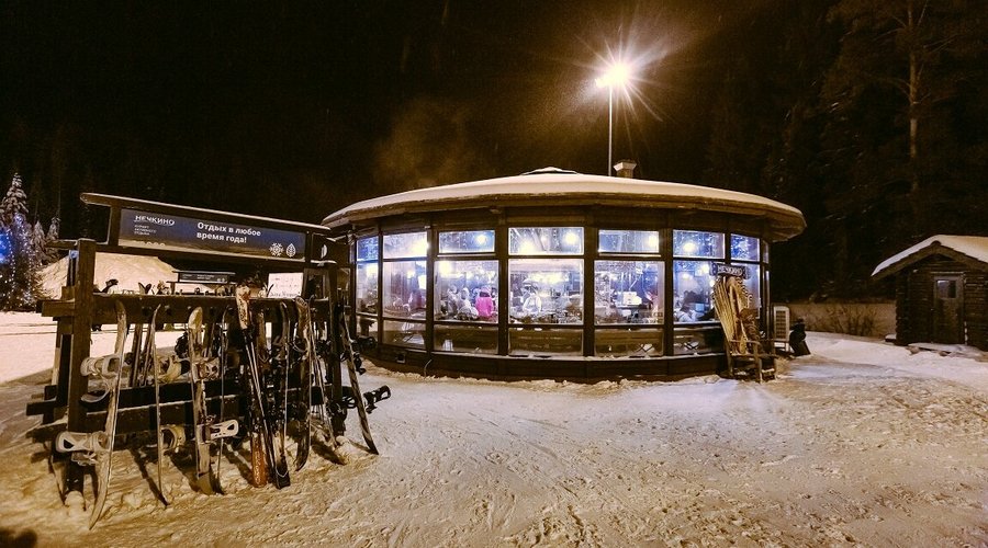 Веселые дискотеки в баре Шайба каждую пятницу и субботу