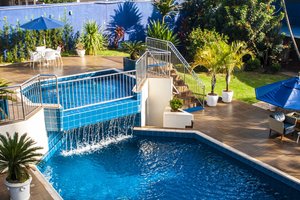Piscina y playa