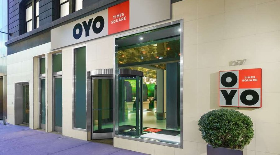 OYO TSQ Exterior Dusk LG