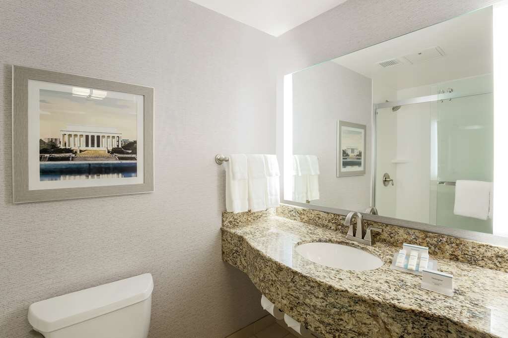 Hotel photo 47 of Hilton Garden Inn Arlington Shirlington.