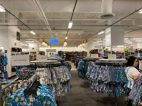 Nordstrom to open second Hawaii Nordstrom Rack store in Waikiki next year -  Pacific Business News