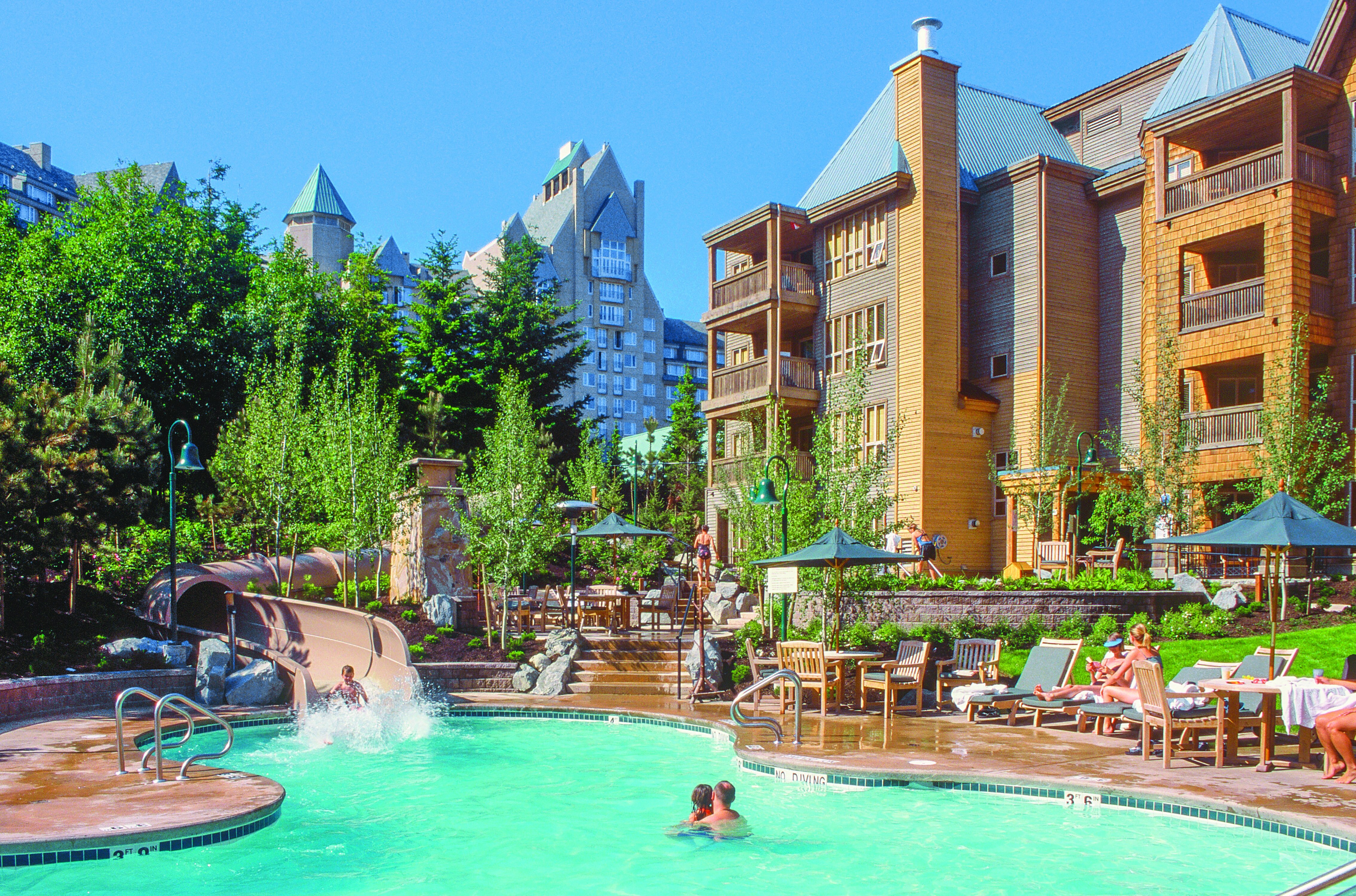 Hilton Grand Vacations Club Whistler Pool: Pictures & Reviews - Tripadvisor