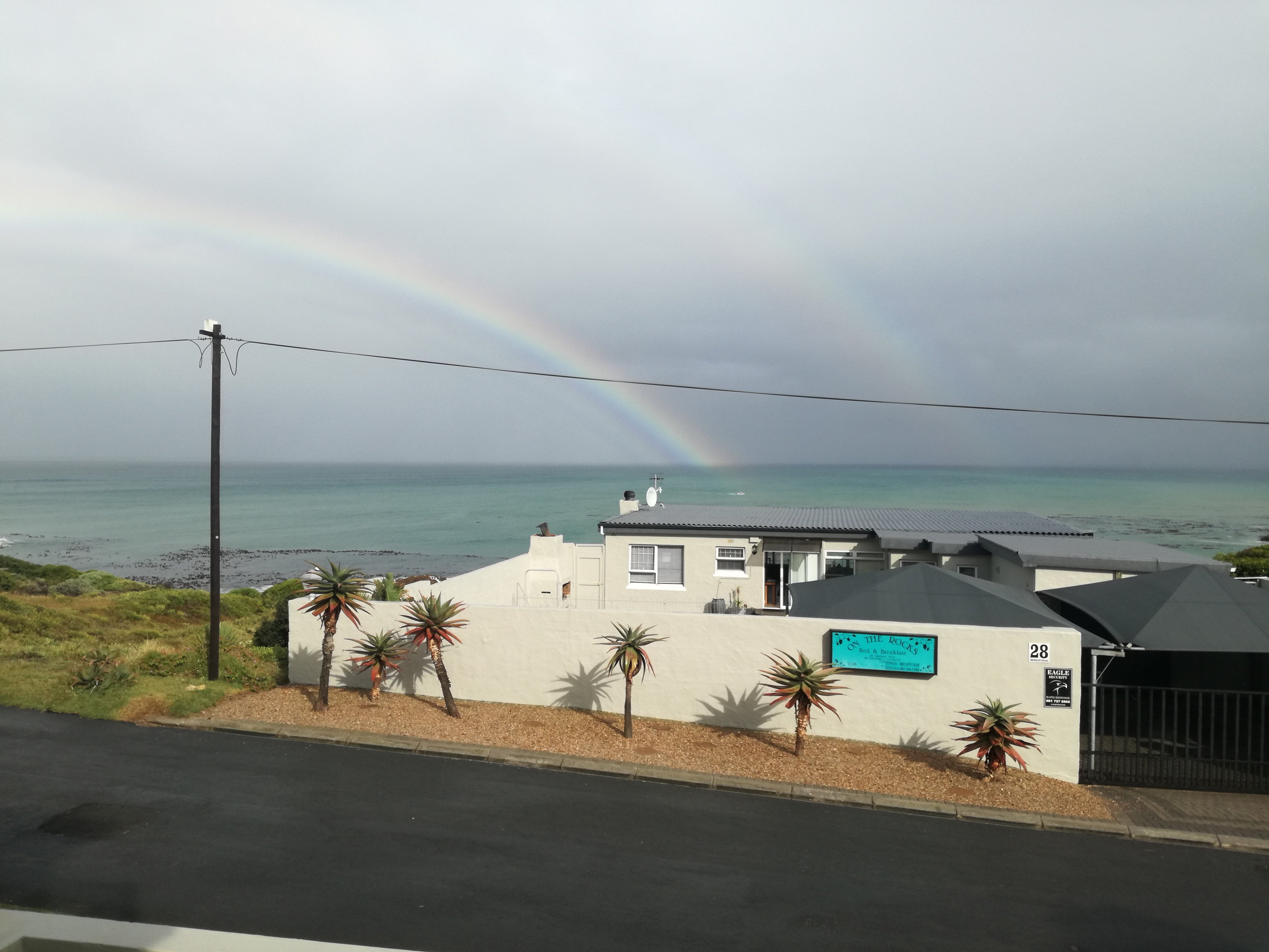 ON THE ROCKS B&B - Updated 2024 Prices & Reviews (Gansbaai, South Africa)