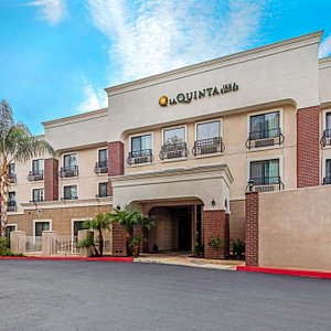 La Quinta Inn &amp; Suites by Wyndham Temecula, hotel in Temecula